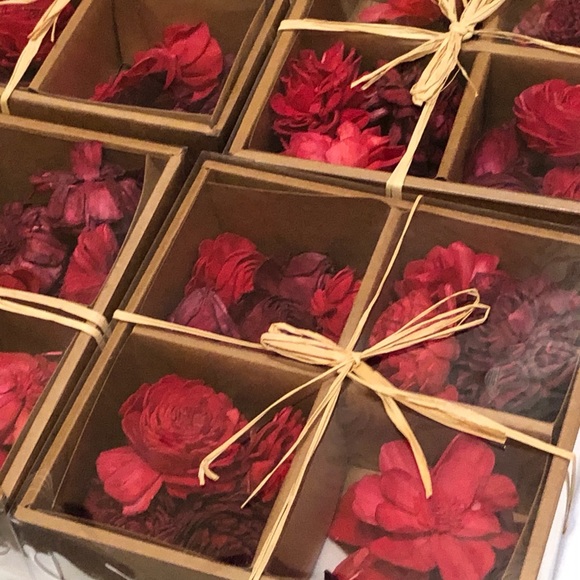 Red Floral Bowl Filler Set of Five Boxes